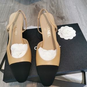 Chanel Slingback Pumps Beige/Black